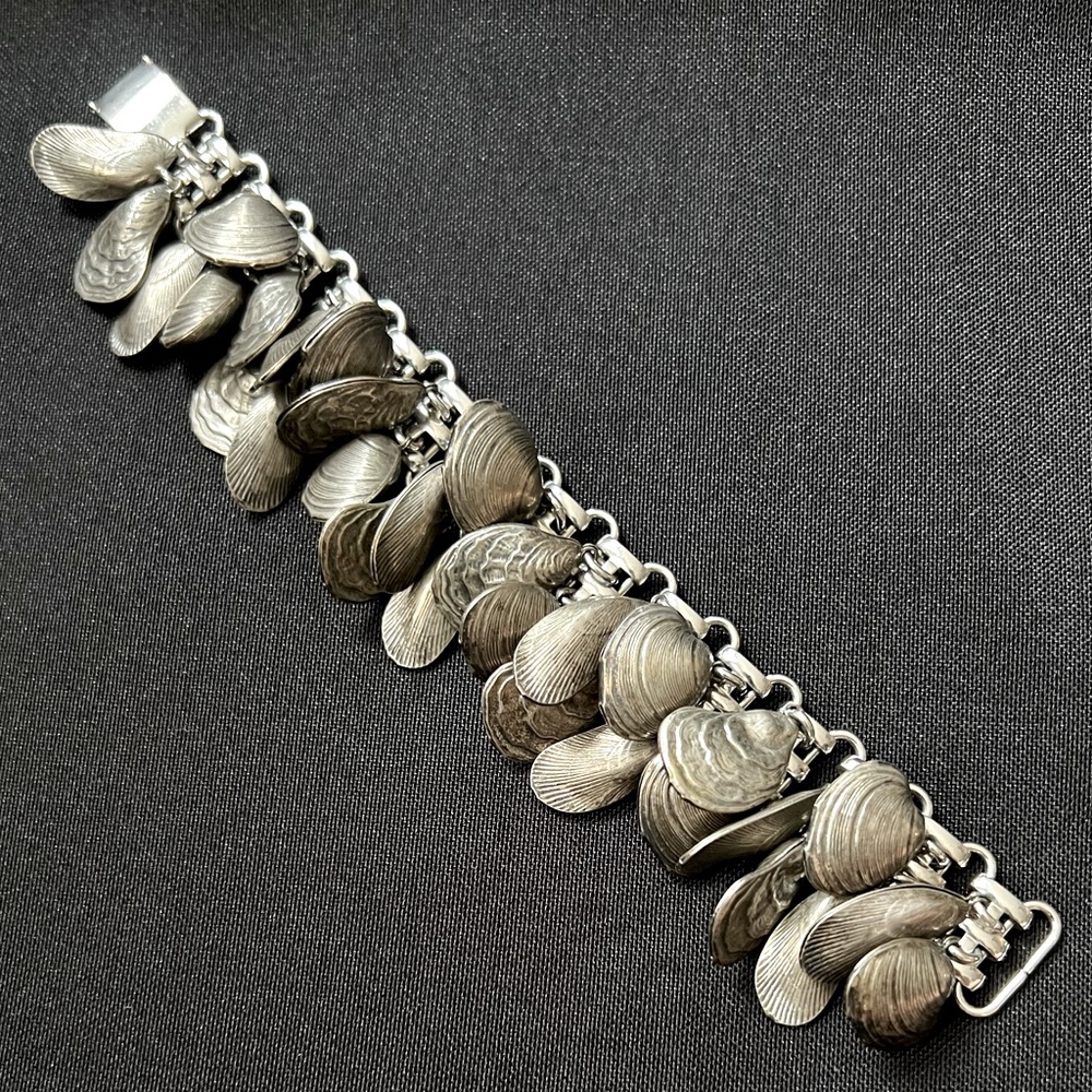 Vintage Napier Clam Oyster Mussel Mollusk Bivalve Shell Silver-Plated Bracelet